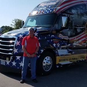 Meet your Posher, Perry